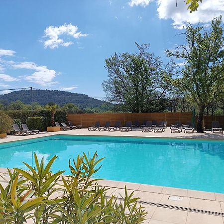 Domaine Les Chenes Blancs Hotel Saint-Saturnin-les-Apt Luaran gambar
