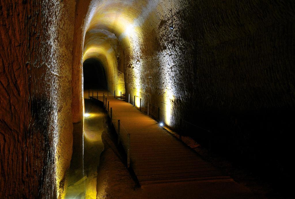 Domaine Les Chenes Blancs Hotel Saint-Saturnin-les-Apt Luaran gambar